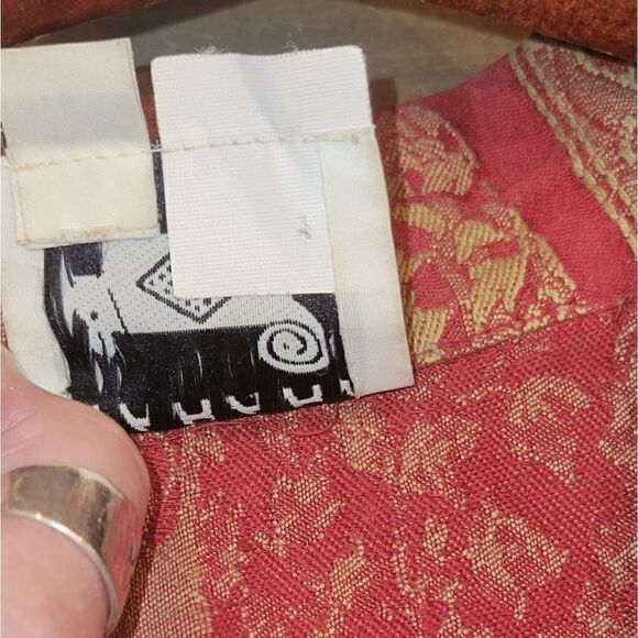 Vintage Harari Red Brocade Textured Jacket Long Sleeve Button Down Top One Size - Picture 16 of 16